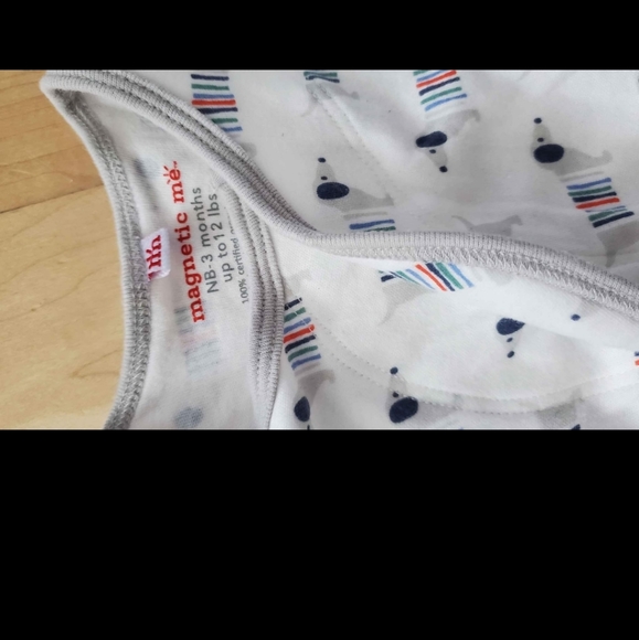 Magnetic Me gowns size 0-3 - Picture 2 of 3